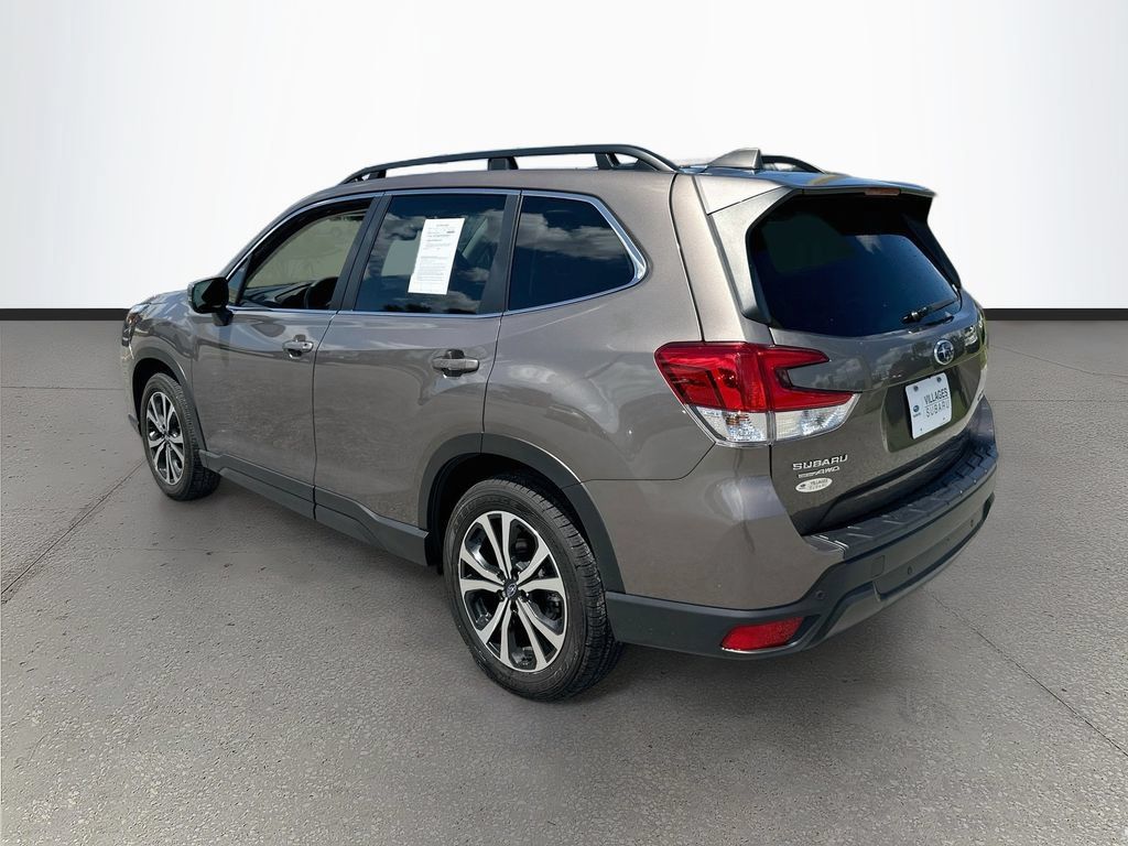 Used 2023 Subaru Forester Limited w/ Popular Package #2 AWD/4WD image 5