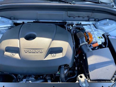 New 2026 Volvo XC60 T8 Ultra w/ Climate Package image 13