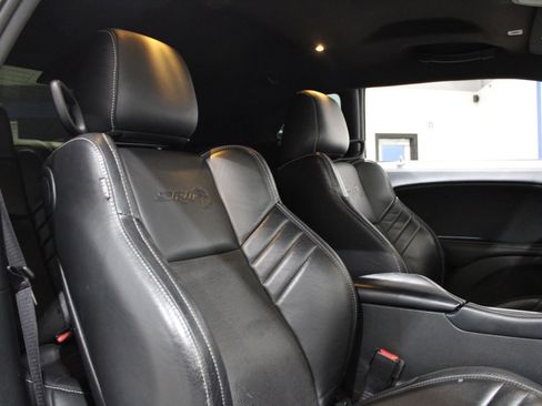 Used 2021 Dodge Challenger SRT Hellcat image 16