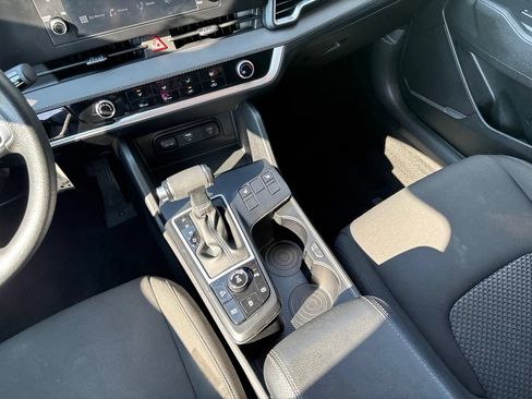 Certified 2023 Kia Sportage LX AWD/4WD image 17