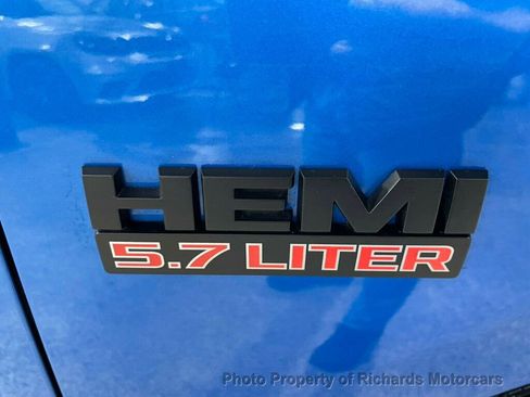 Used 2022 RAM 1500 Express w/ Wheel & Sound Group image 9