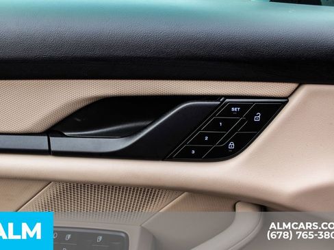 Used 2023 Porsche Taycan 4S w/ Performance Package image 39