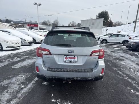 Used 2017 Subaru Outback 2.5i AWD/4WD image 7