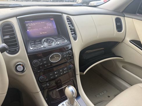 Used 2013 INFINITI EX37 Journey w/ Premium Pkg image 14