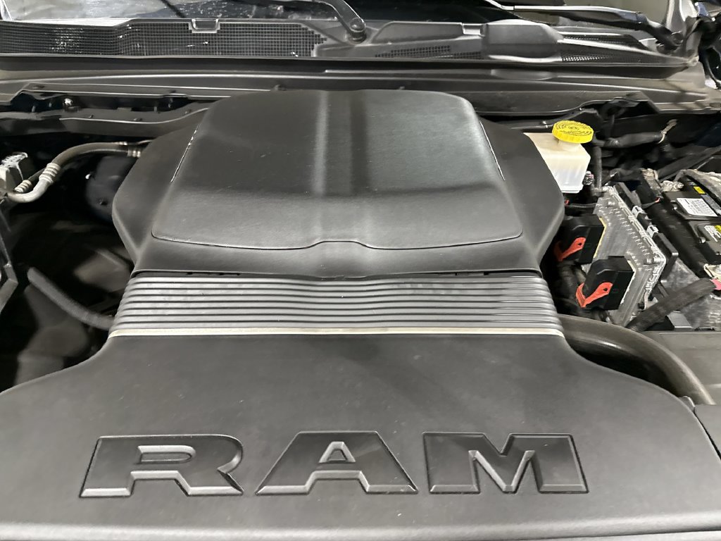 Used 2020 RAM 1500 Laramie AWD/4WD image 24