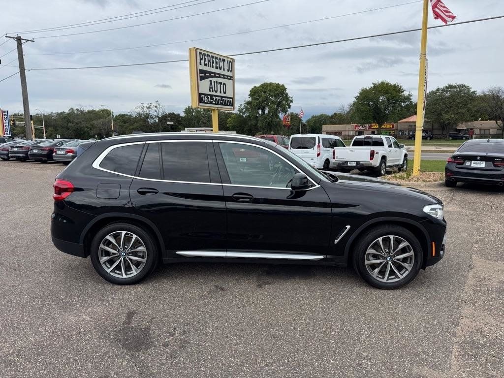 Used 2019 BMW X3 xDrive30i w/ Premium Package AWD/4WD image 3