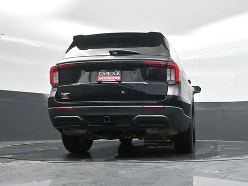 Used 2025 Ford Explorer ST-Line w/ Premium Package image 33