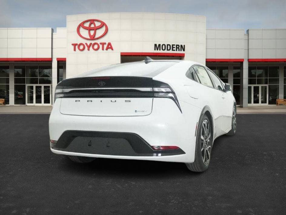 New 2026 Toyota Prius Plug-In Hybrid w/ Limited Premium Package FWD image 20