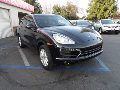 Used 2014 Porsche Cayenne image 2
