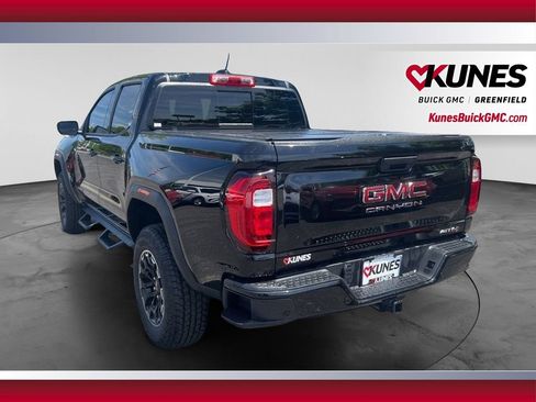 Used 2026 GMC Canyon AT4 w/ Technology Plus Package AWD/4WD image 9