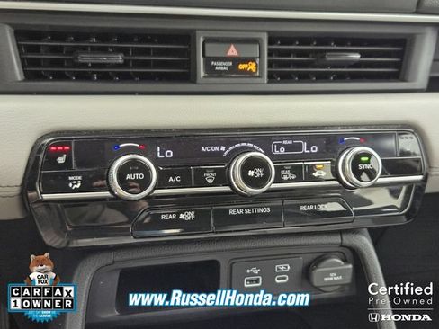 Certified 2025 Honda Pilot EX-L image 17