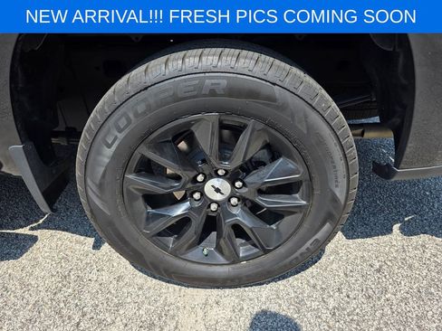 Used 2024 Chevrolet Silverado 1500 RST w/ Z71 Off-Road Package AWD/4WD image 6