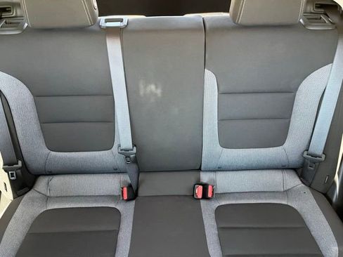 Used 2022 Chevrolet TrailBlazer LT w/ Confidence II Package FWD image 22