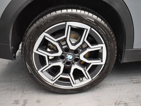 Used 2026 BMW X2 xDrive28i AWD/4WD image 15
