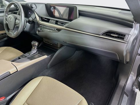 Used 2019 Lexus ES 350 w/ Accessory Package 2 FWD image 31