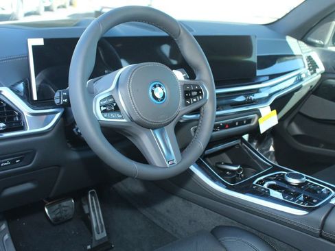 New 2026 BMW X5 xDrive50e w/ M Sport Package AWD/4WD image 12