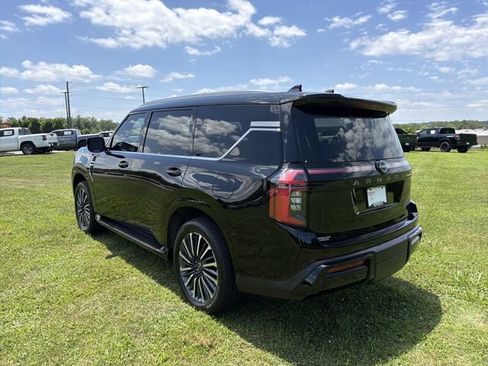 Certified 2025 Nissan Armada Platinum Reserve AWD/4WD image 9