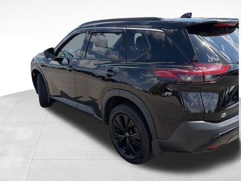 Used 2023 Nissan Rogue SV w/ SV Premium B Package image 9