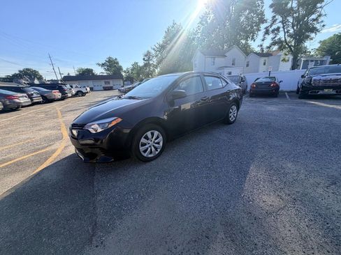 Used 2014 Toyota Corolla LE FWD image 40