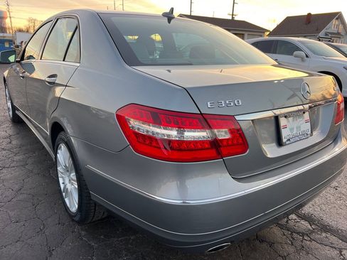 Used 2013 Mercedes-Benz E 350 4MATIC Sedan image 5
