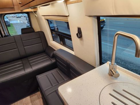 Used 2021 Mercedes-Benz Sprinter 3500 image 15