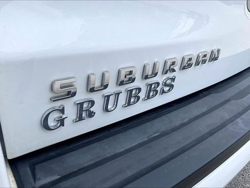 Used 2018 Chevrolet Suburban LT image 42