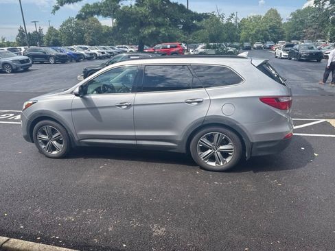 Used 2015 Hyundai Santa Fe Limited w/ Option Group 04 FWD image 12