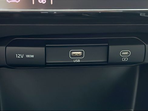 New 2026 Kia Niro LX FWD image 17