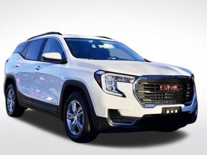 Used 2023 GMC Terrain SLE w/ Driver Convenience Package