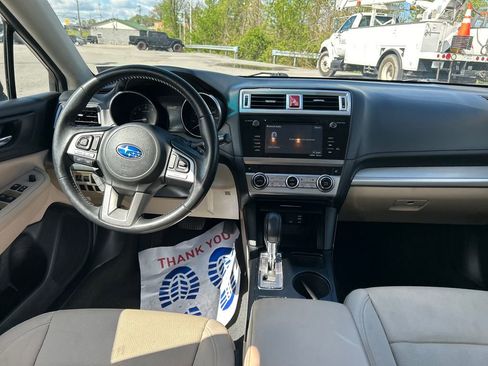 Used 2017 Subaru Legacy 2.5i Premium AWD/4WD image 11