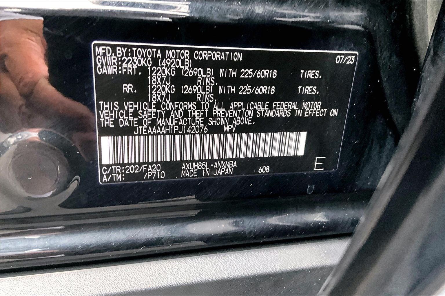 Used 2023 Toyota Venza LE AWD/4WD image 28