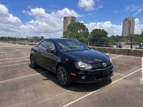 Used 2013 Volkswagen Eos FWD image 1