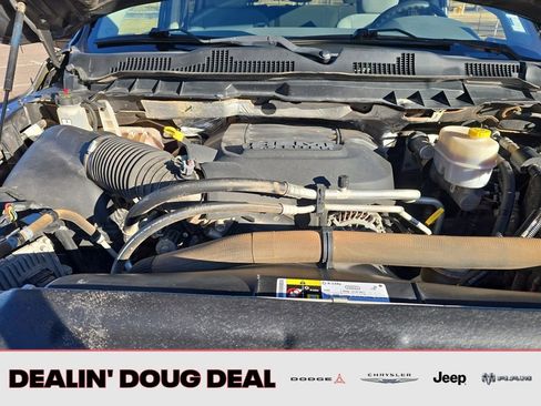 Used 2017 RAM 2500 Tradesman w/ Chrome Appearance Group image 21