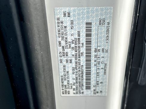 Used 2024 Ford Transit 250 Low Roof w/ Exterior Upgrade Package image 25