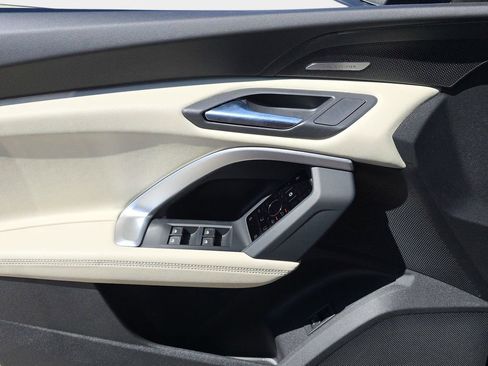 New 2026 Audi Q5 Premium Plus image 18