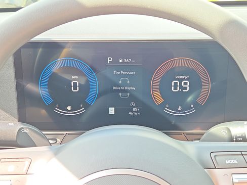 Used 2026 Hyundai Kona SE FWD image 14
