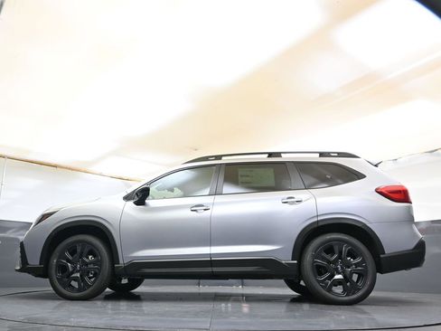 Used 2025 Subaru Ascent Bronze Edition AWD/4WD image 31