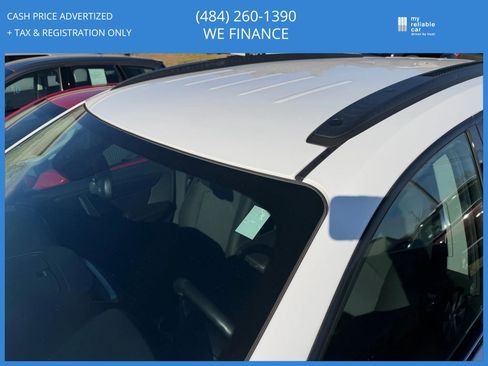 Used 2017 Chevrolet Traverse LT image 24