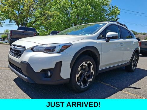Used 2022 Subaru Crosstrek 2.5i Limited w/ Moonroof Package 2 AWD/4WD image 3