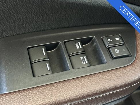 Certified 2025 Honda Passport EX-L image 12