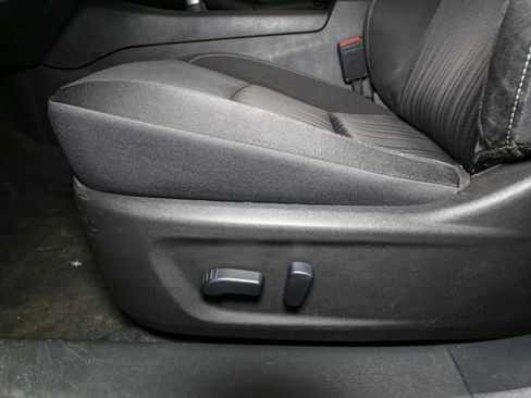 Used 2025 Nissan Altima 2.5 SV image 32