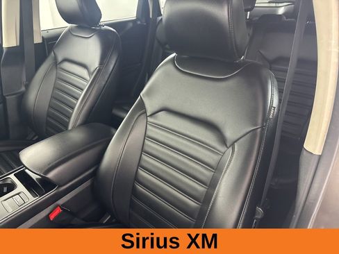 Used 2019 Ford Edge SEL w/ Equipment Group 201A image 10