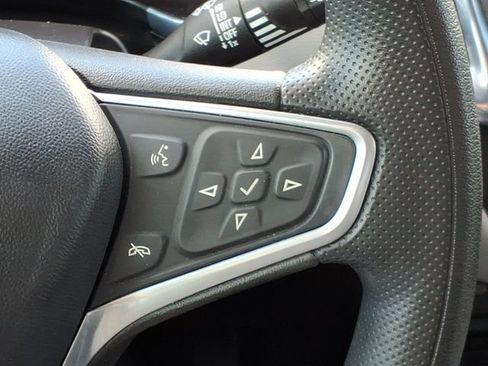 Used 2023 Chevrolet Equinox LS w/ LS Convenience Package FWD image 24