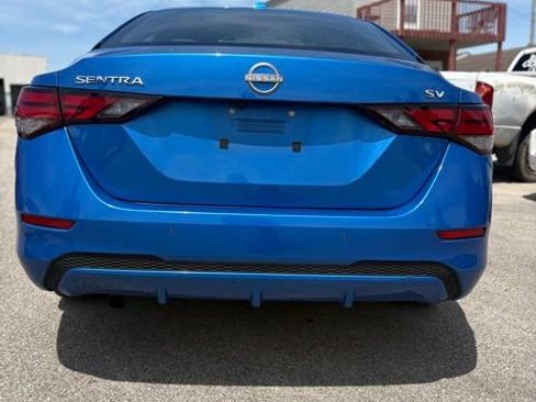 Used 2024 Nissan Sentra SV FWD image 8