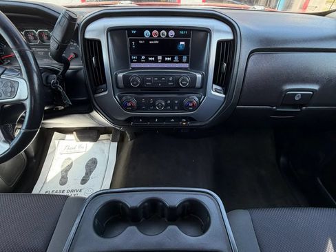 Used 2018 GMC Sierra 1500 SLE w/ SLE Value Package AWD/4WD image 13