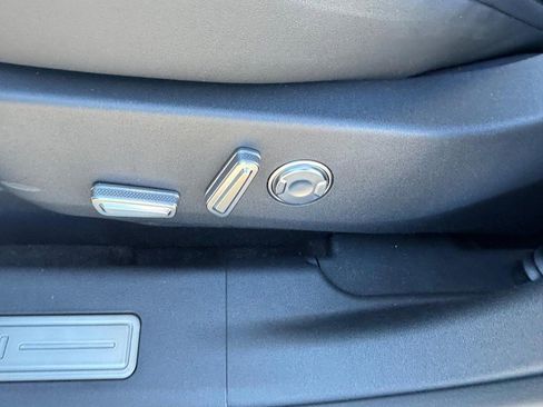 New 2026 Lincoln Nautilus Premier AWD/4WD image 15