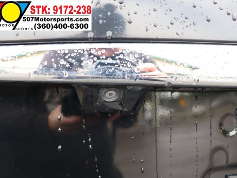 Used 2012 Kia Sedona EX w/ Luxury Pkg image 16