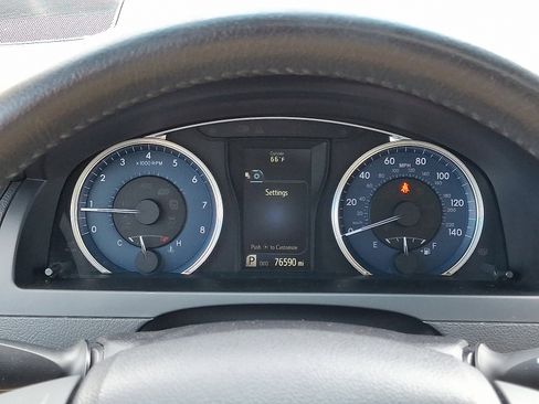 Used 2015 Toyota Camry XLE w/ Moonroof Package FWD image 21