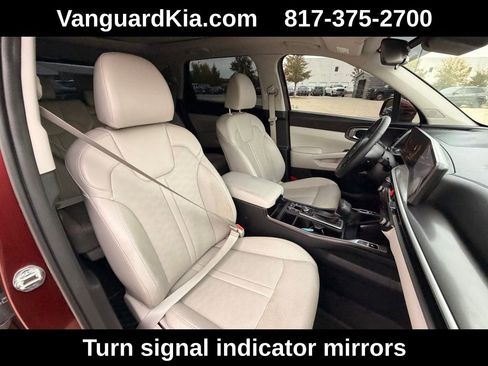 Used 2024 Kia Sorento S w/ Panoramic Sunroof Package image 29