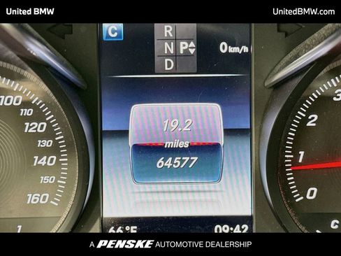 Used 2019 Mercedes-Benz GLC 300 image 7